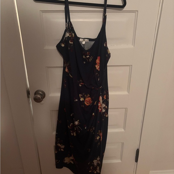 Nine Britton
Vivienne Knit Fitted Midi Dress
1X - Picture 2 of 3